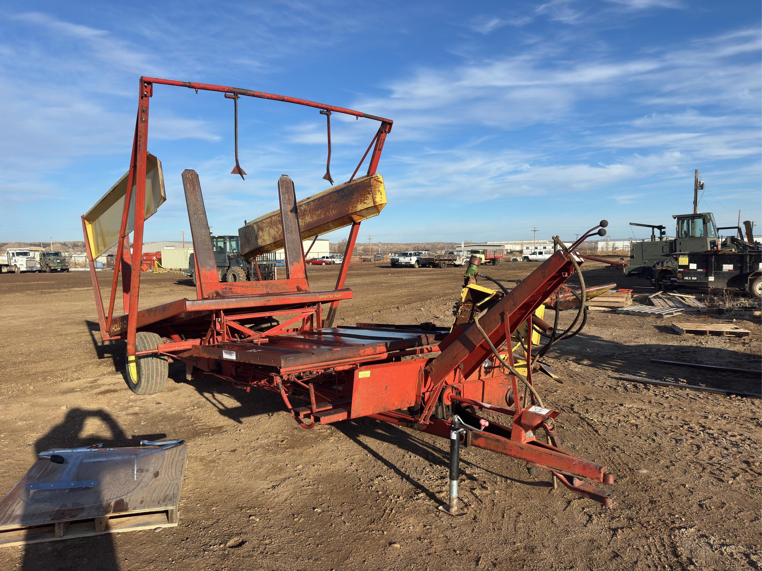 Main image New Holland 1000