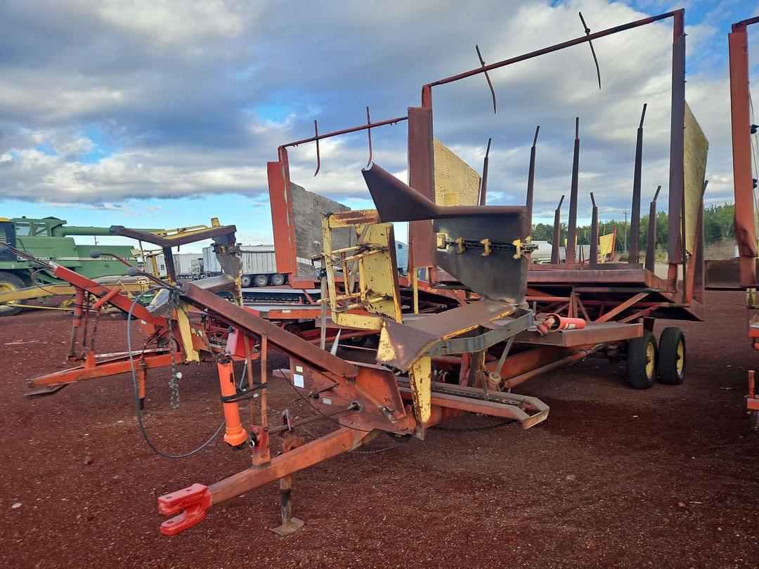 Image of New Holland 1030 Primary image