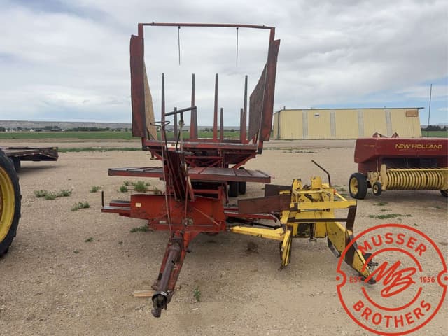 Image of New Holland 1030 equipment image 1