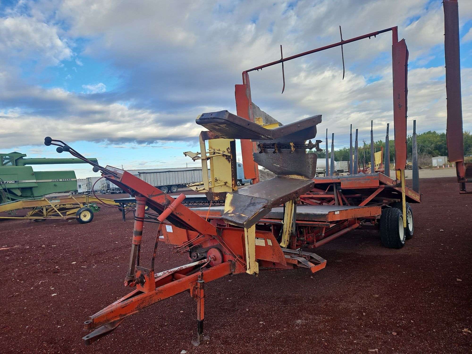 Main image New Holland 1032