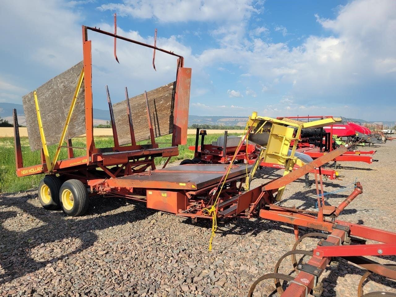 New Holland 1032 Equipment Image0