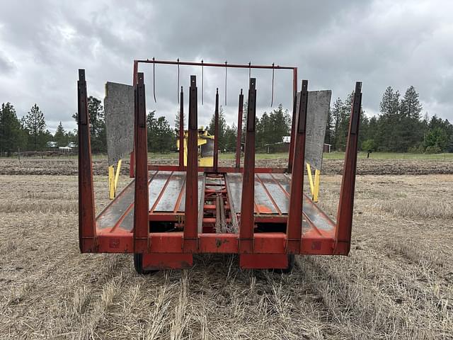 Image of New Holland 1033 equipment image 3