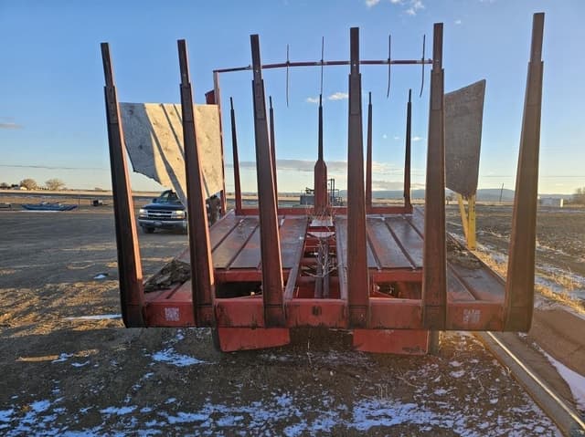 Image of New Holland 1033 equipment image 3