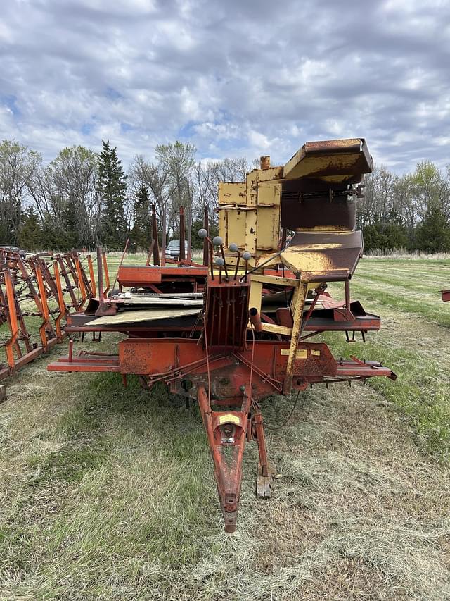 Image of New Holland 1034 equipment image 1