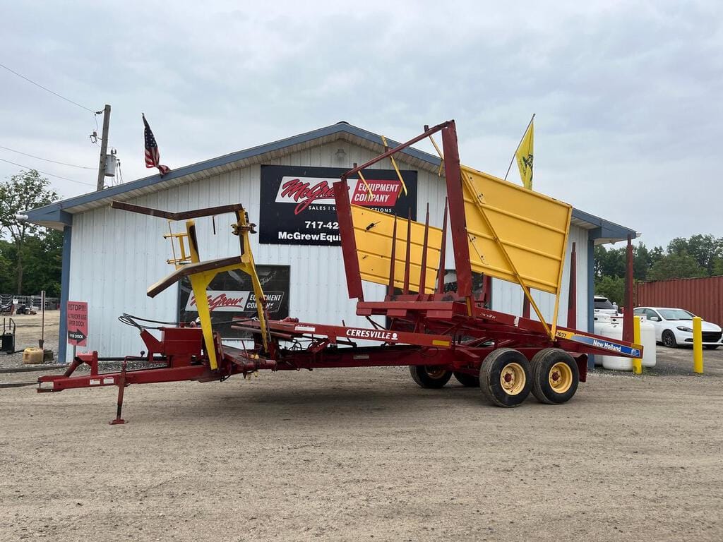 Main image New Holland 1037