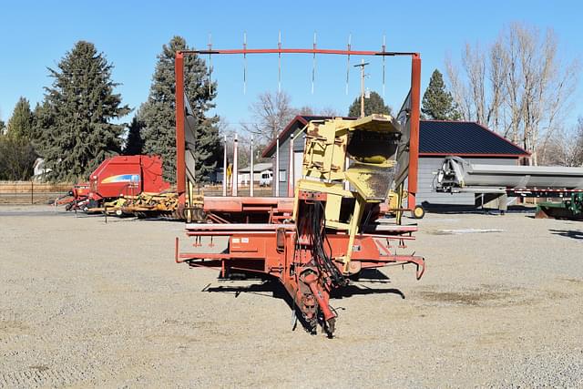 Image of New Holland 1037 equipment image 1