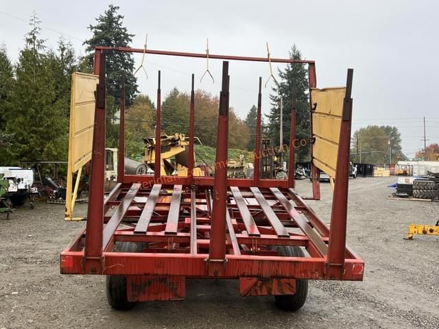 Image of New Holland Stackliner 1037 equipment image 2