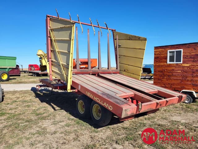 Image of New Holland 1038 equipment image 2