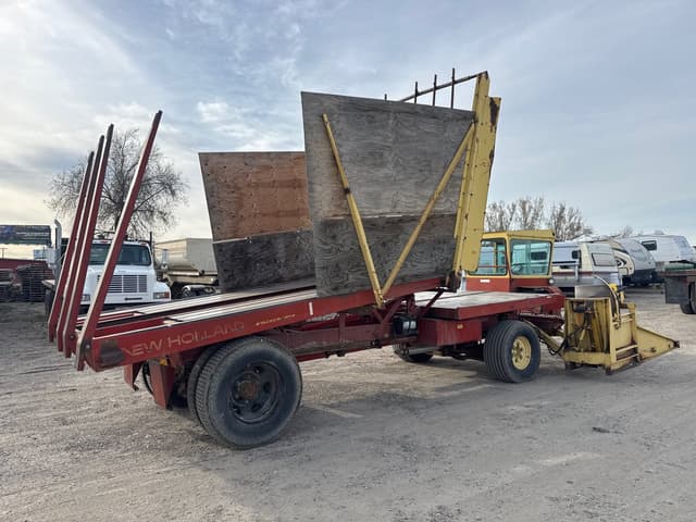 Image of New Holland 1048 equipment image 3