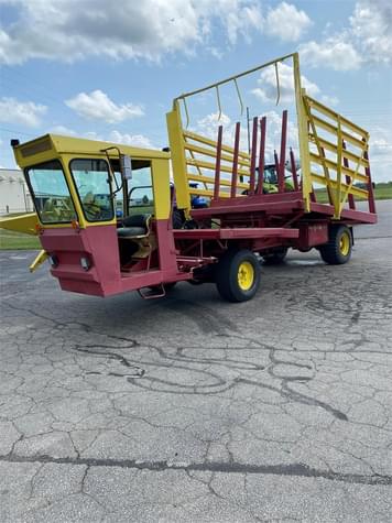 Main image New Holland 1049