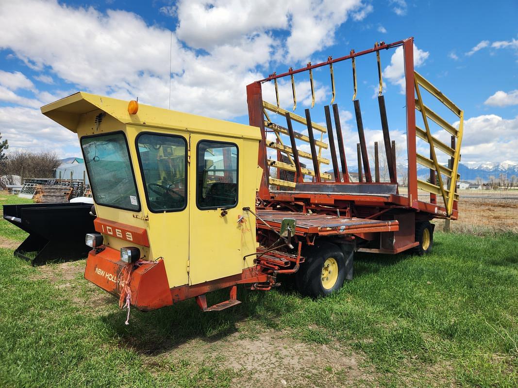 Image of New Holland 1069 Primary image