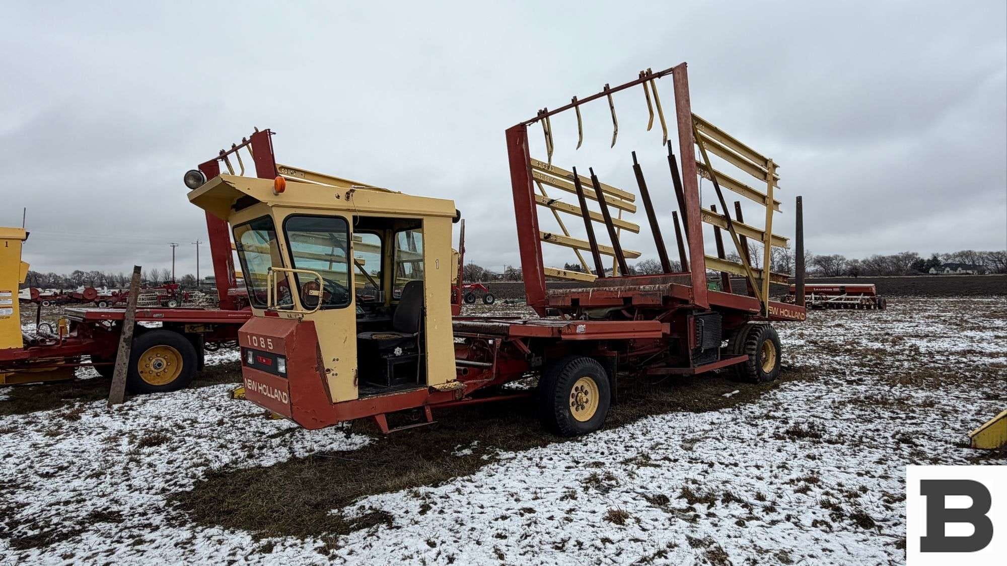 New Holland 1085 Equipment Image0