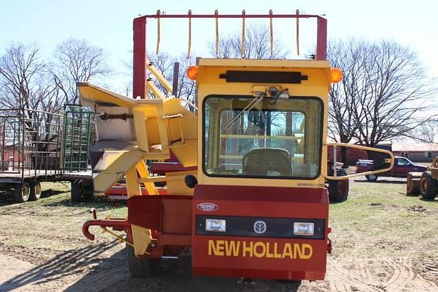 Image of New Holland 1089 equipment image 1