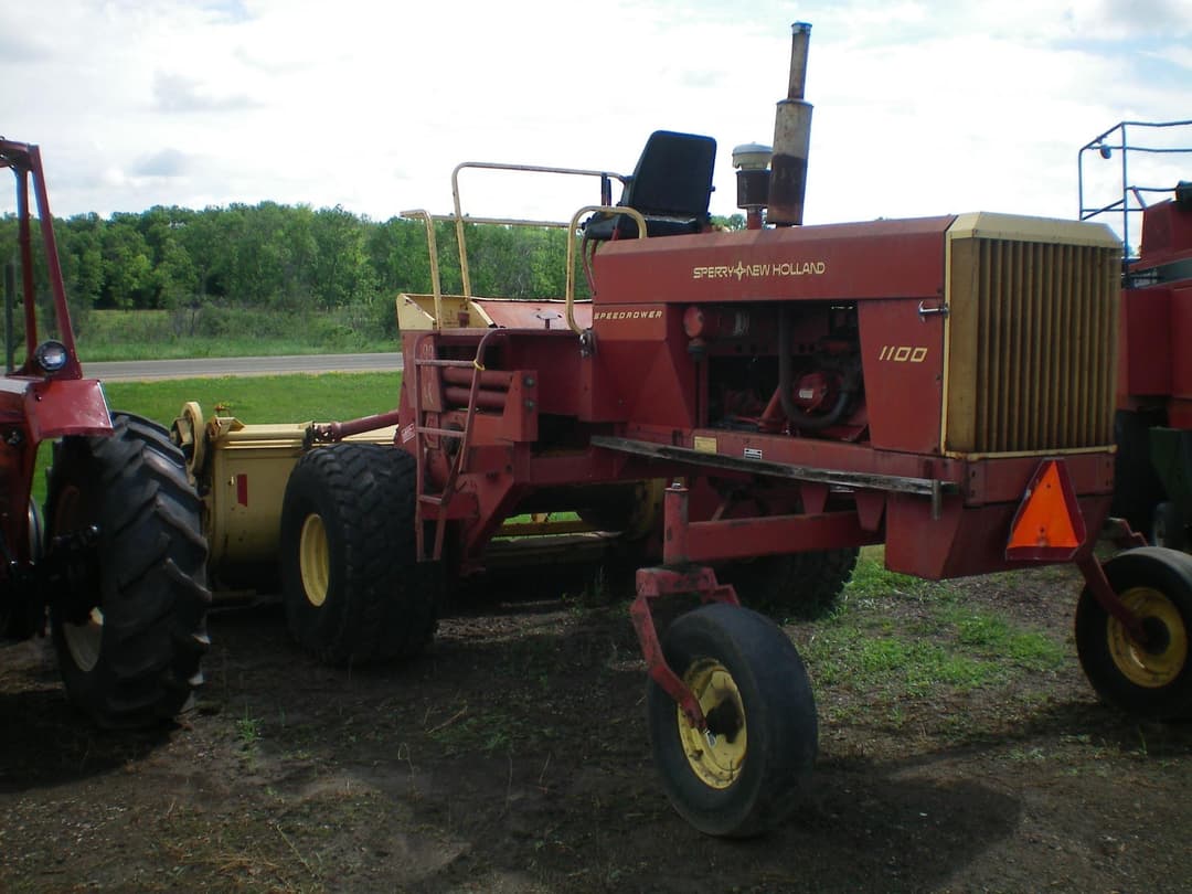 Image of New Holland 1100 Image 1