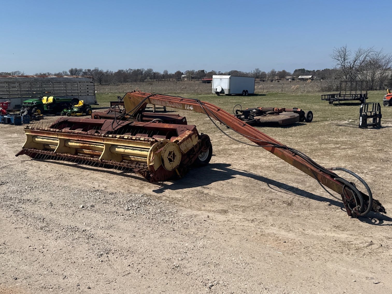 New Holland 114 Equipment Image0