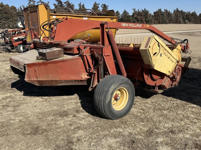 Image of New Holland 116 equipment image 2