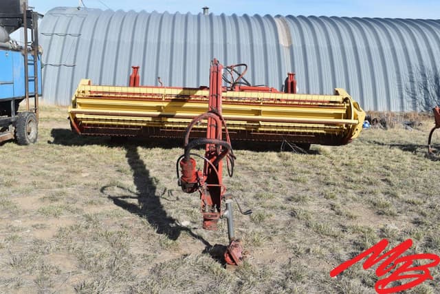 Image of New Holland 116 equipment image 1