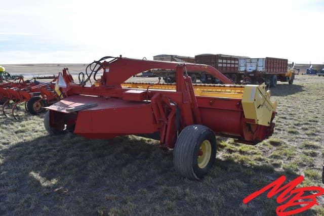 Image of New Holland 116 equipment image 3