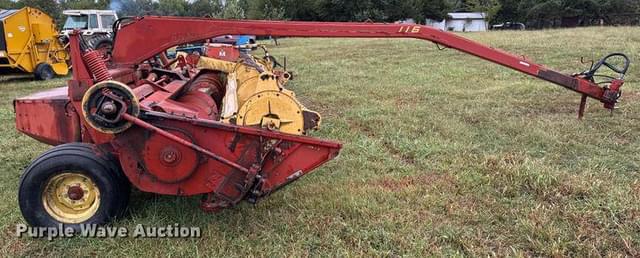 Image of New Holland 116 equipment image 3
