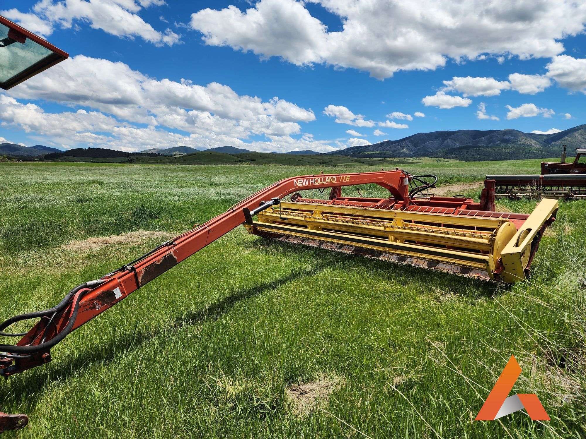 New Holland 116 Equipment Image0