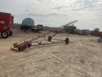 Main image New Holland 132