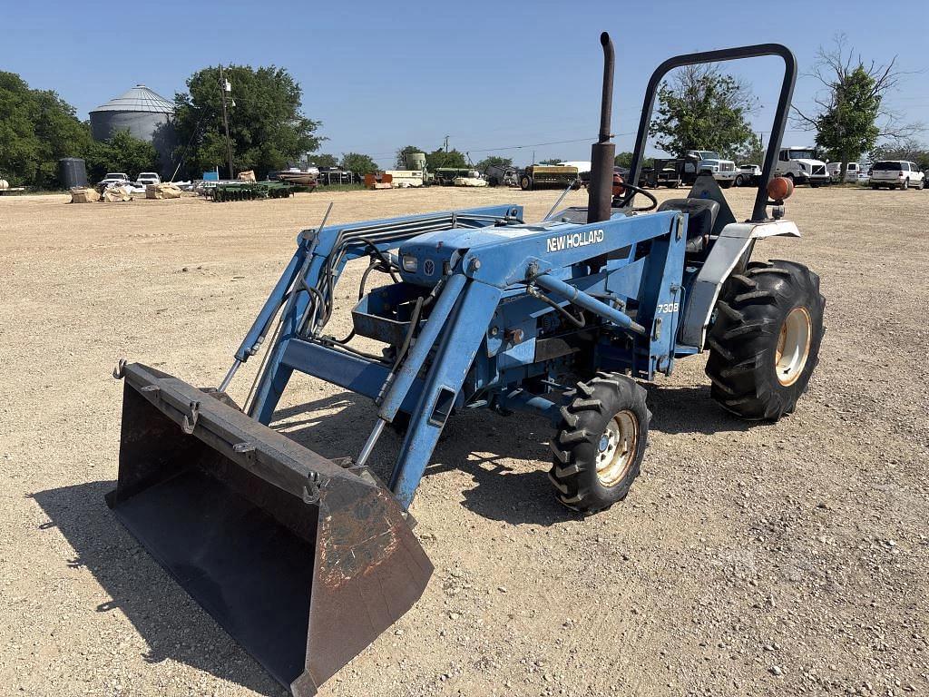 Image of New Holland 1320 Primary image