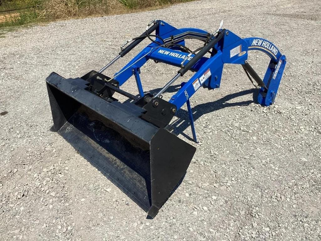 Main image New Holland 140TL