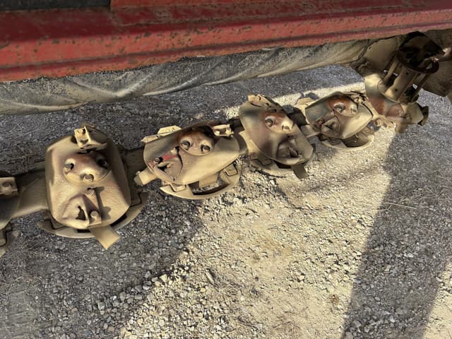 Image of New Holland 1411 equipment image 3