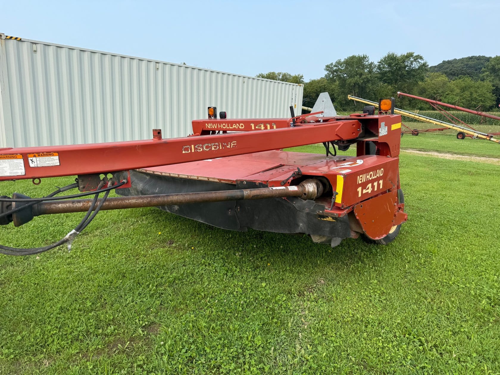 New Holland 1411 Equipment Image0