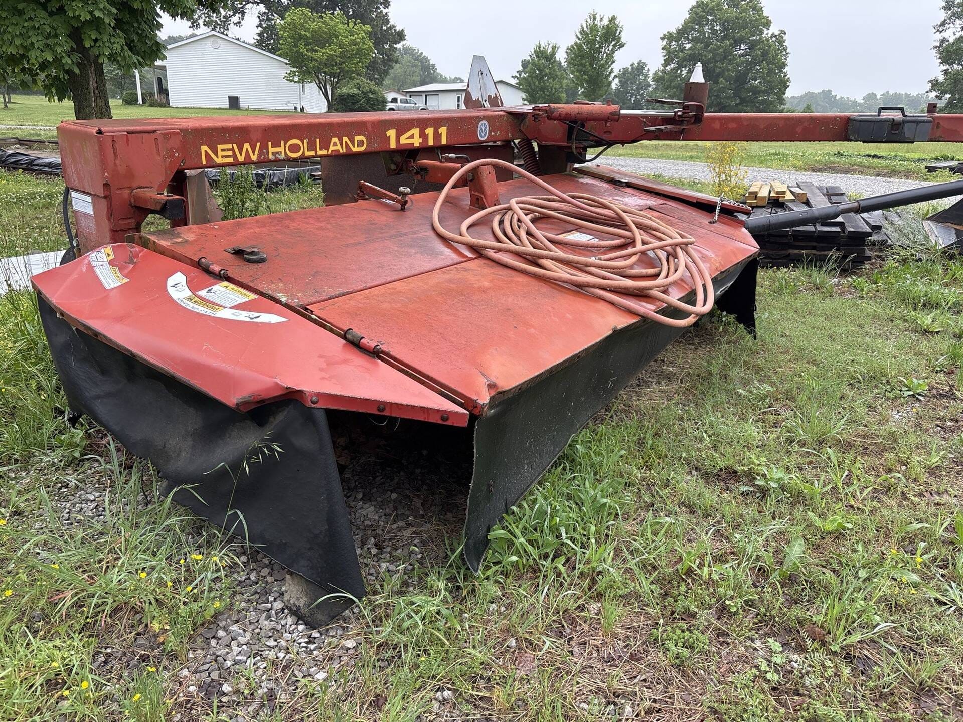 New Holland 1411 Equipment Image0