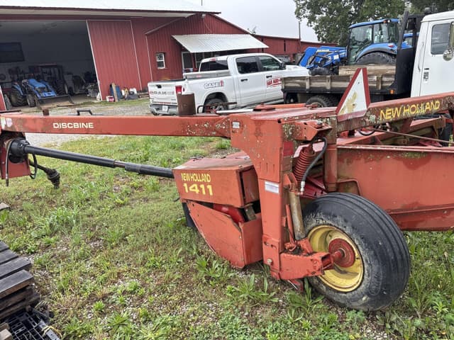 Image of New Holland 1411 equipment image 4