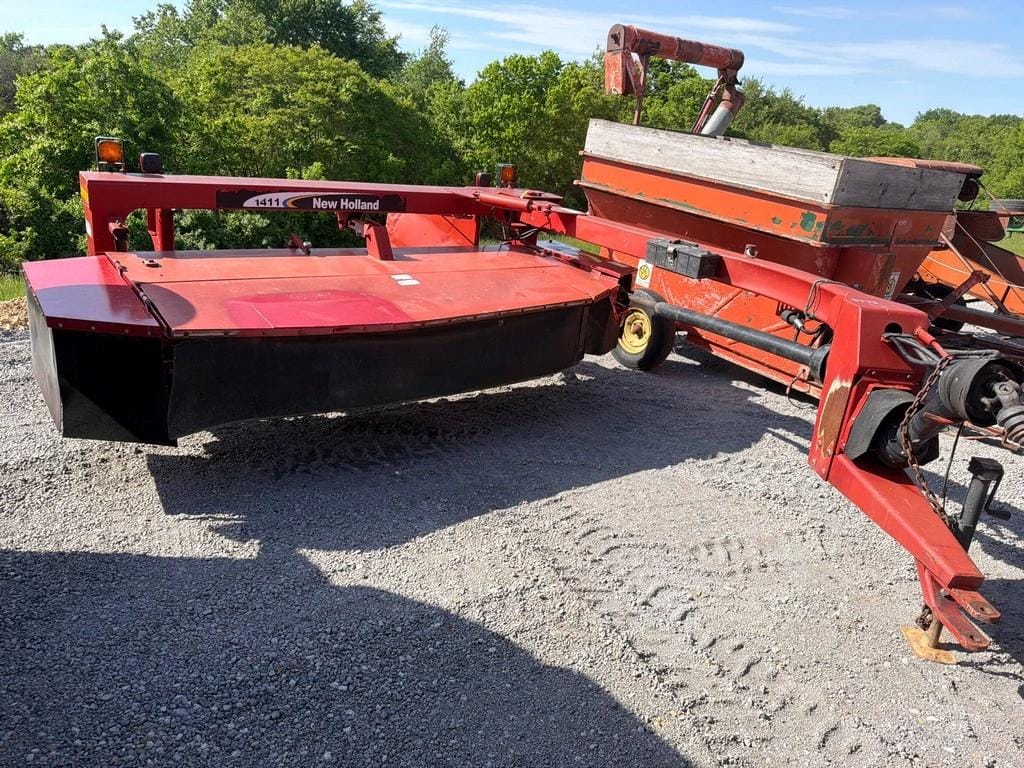 New Holland 1411 Equipment Image0