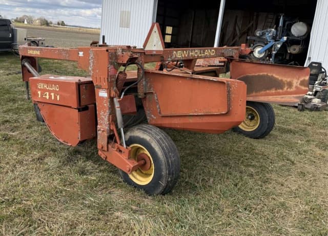 Image of New Holland 1411 equipment image 1