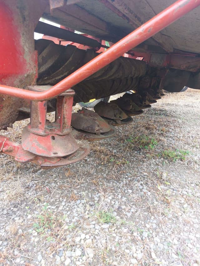 Image of New Holland 1411 equipment image 4