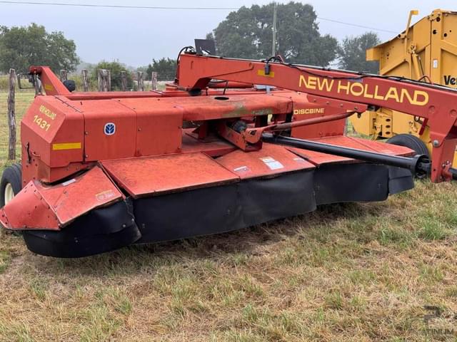 Image of New Holland 1431 equipment image 3