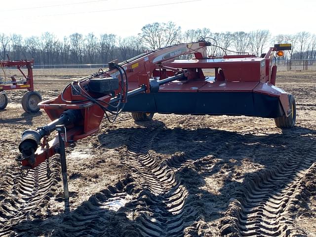 Image of New Holland 1431 equipment image 4