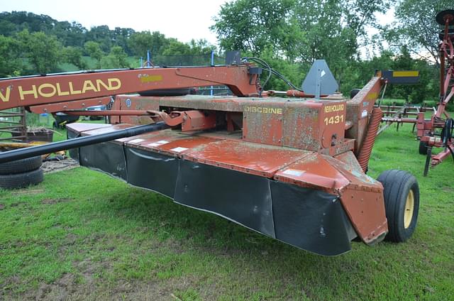 Image of New Holland 1431 equipment image 1