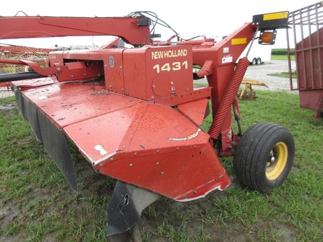 Image of New Holland 1431 equipment image 1