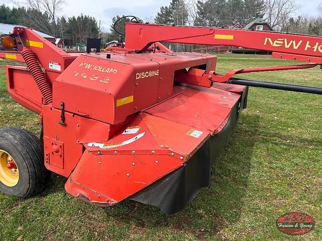 Image of New Holland 1432 equipment image 3