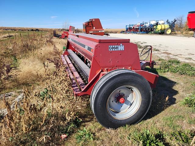 Image of New Holland 144 equipment image 2