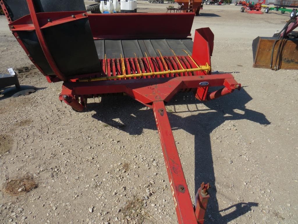 Image of New Holland 144 Image 0