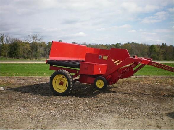 Image of New Holland 144 equipment image 1