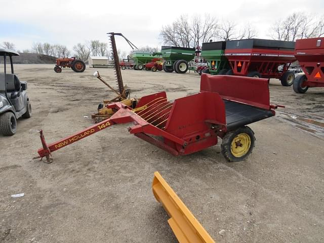 Image of New Holland 144 equipment image 1