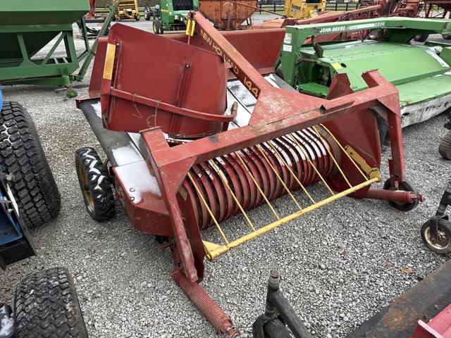 Image of New Holland 144 equipment image 1