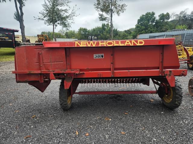 Image of New Holland 144 equipment image 4