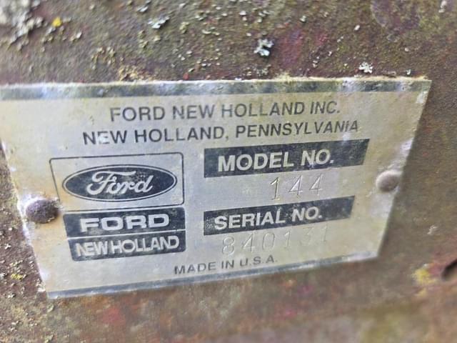 Image of New Holland 144 equipment image 4