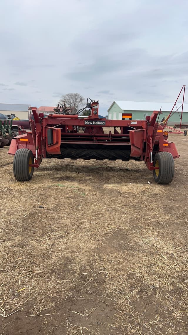 Image of New Holland 1441 equipment image 3