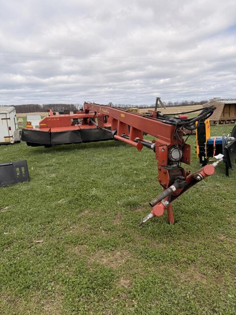 New Holland 1441 Equipment Image0