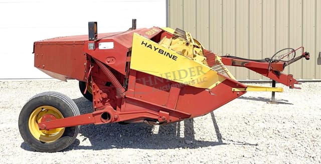 Image of New Holland 1465 equipment image 2