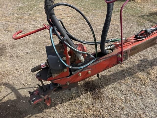 Image of New Holland 1475 equipment image 3